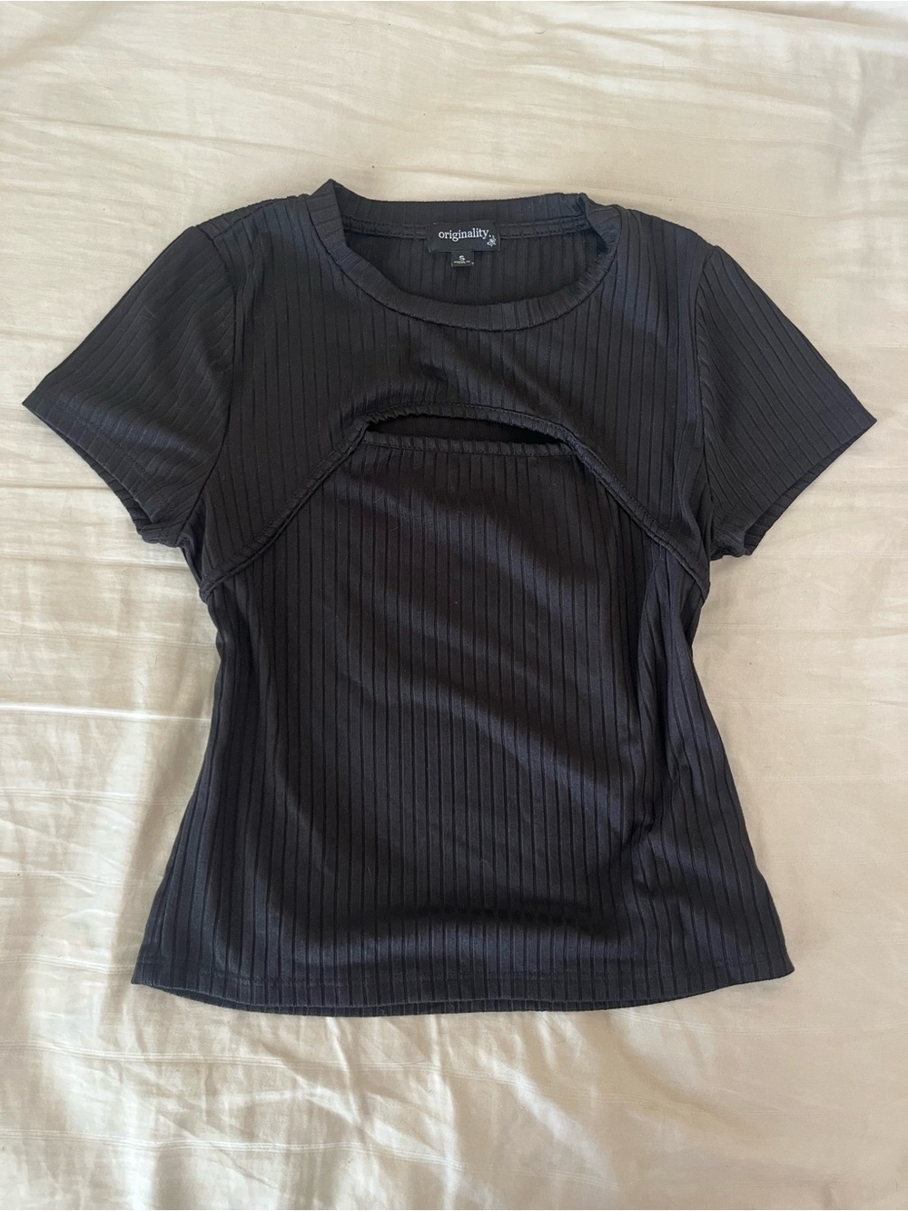 Originality Black Ribbed Short Sleeve Cutout Top